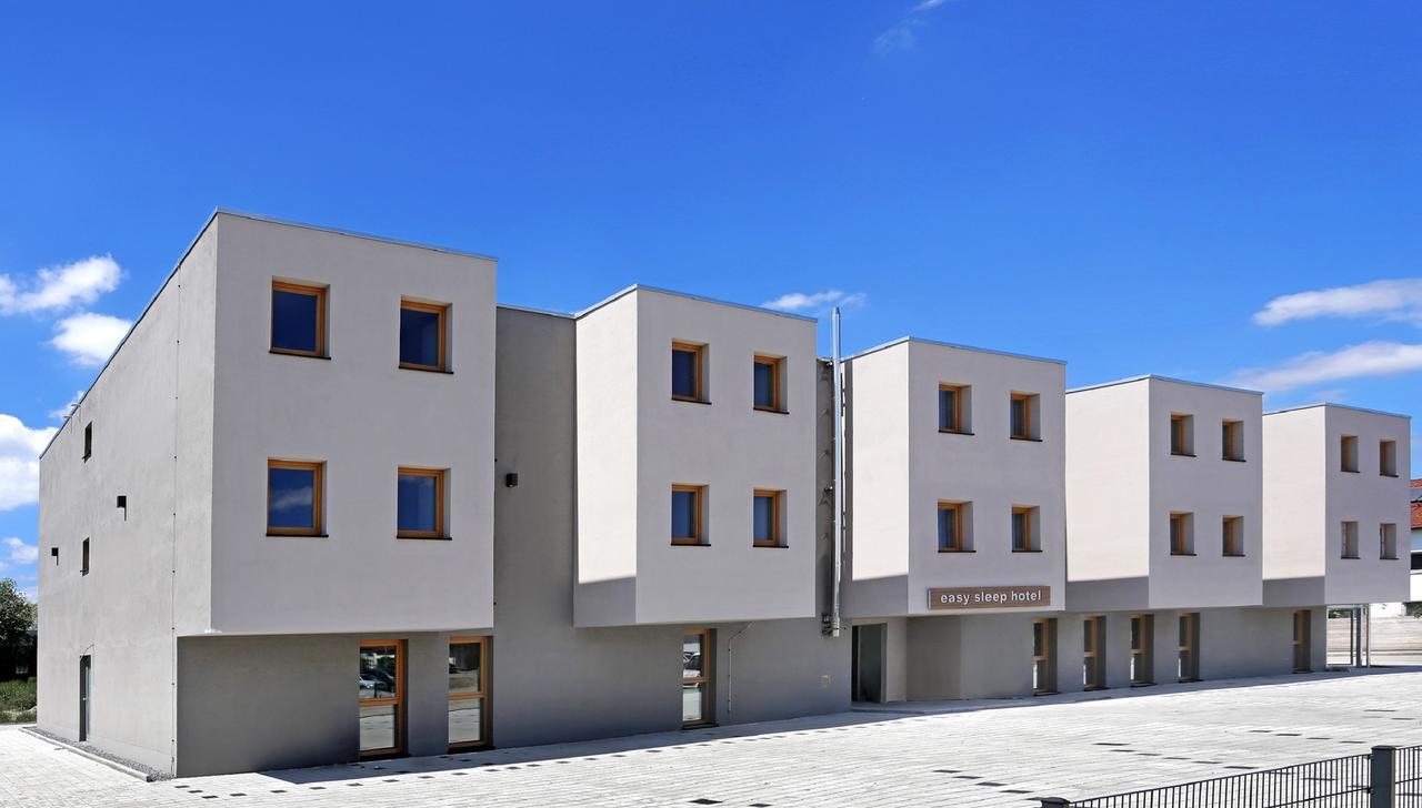 Easy Sleep Apartmenthotel Ergolding Exterior foto